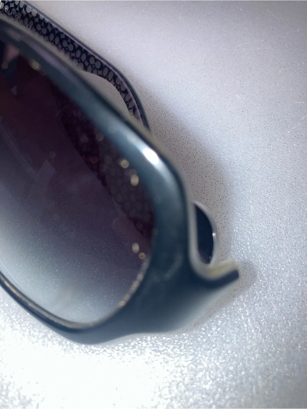 Coach women’s Black Gradient Oversized Sunglasses